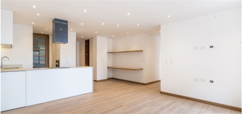 Apartamento en Venta en Bogotá, D.C., San Patricio-Usaquén-1