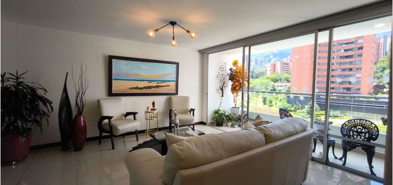 Apartamento en Venta en Medellín, El Poblado-1
