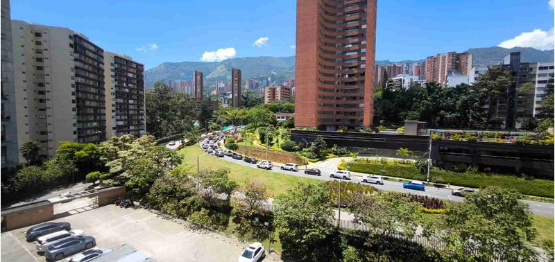 Apartamento en Venta en Medellín, El Poblado-15