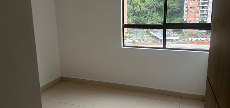 Apartamento en Venta en Medellín, Belén Loma de los Bernal-10