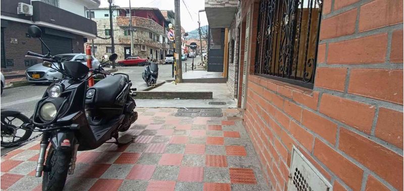 Casa en Venta en Medellín, Villa Hermosa-0