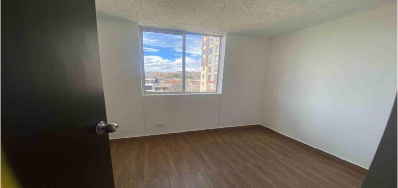 Apartamento en Venta en Bogotá, D.C., la colina-3