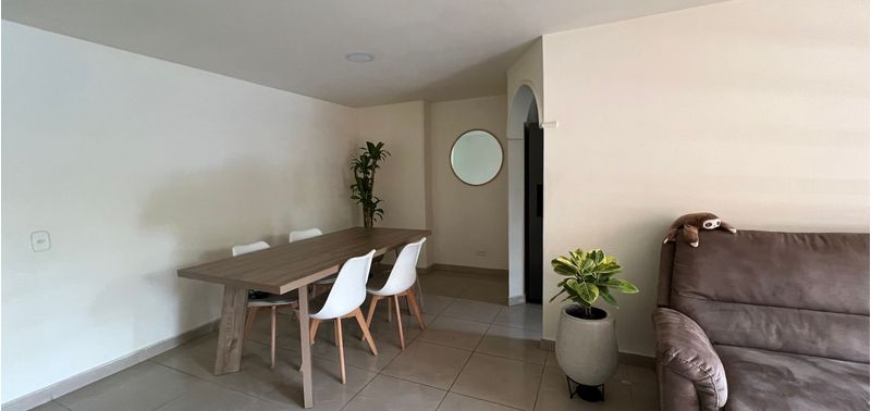 Apartamento en Venta en Medellín, Conquistadores-0