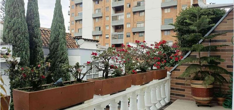 Casa en Venta en Medellín, Belén Loma de los Bernal-0