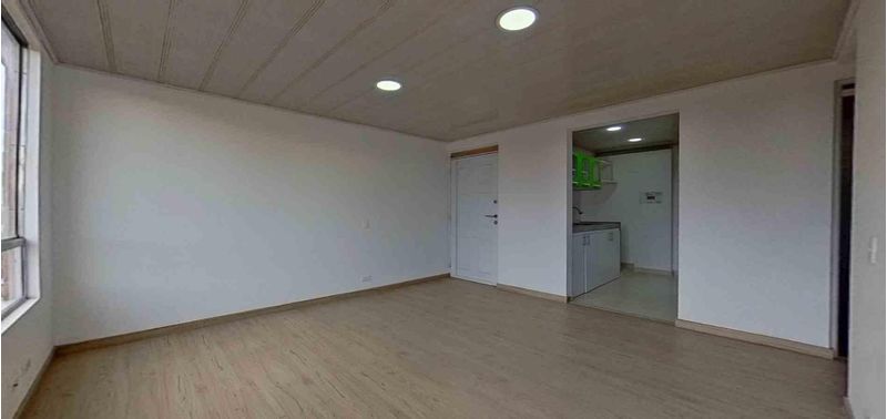 Apartamento en Venta en Madrid, zaragoza-2
