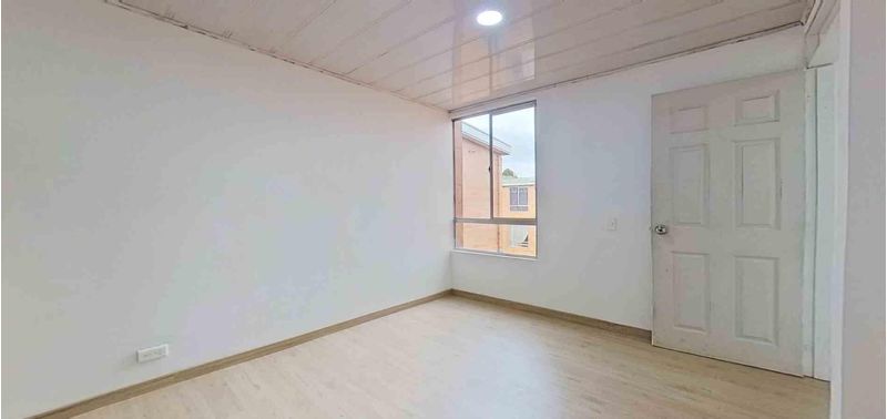 Apartamento en Venta en Madrid, zaragoza-9
