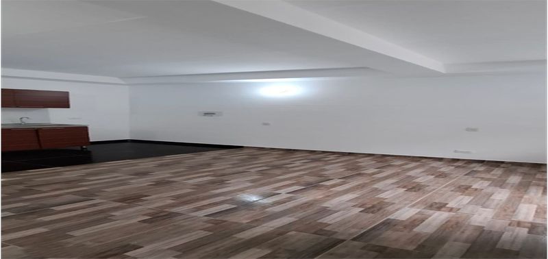 Apartaestudio en Venta en Bogotá, D.C., Las Cruces-0