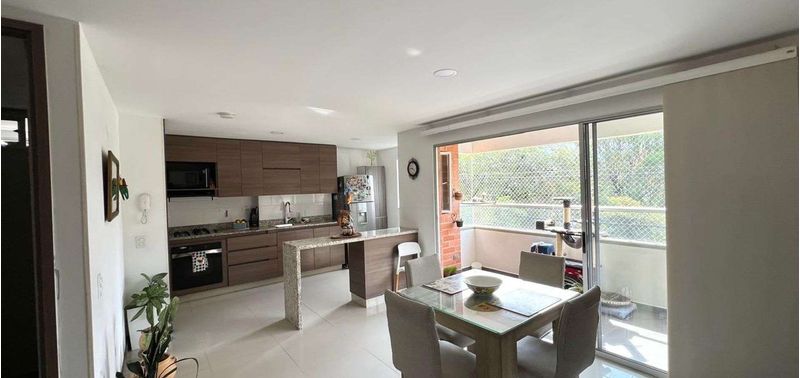 Apartamento en Venta en Medellín, Calasanz-0