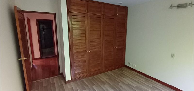 Apartamento en Venta en Bogotá, D.C., Balcón de Lindaraja-9