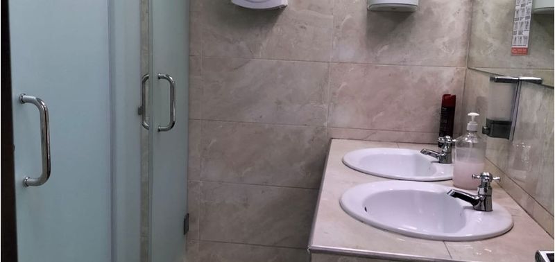 Oficina en Venta en Bogotá, D.C., 11 de Noviembre-12