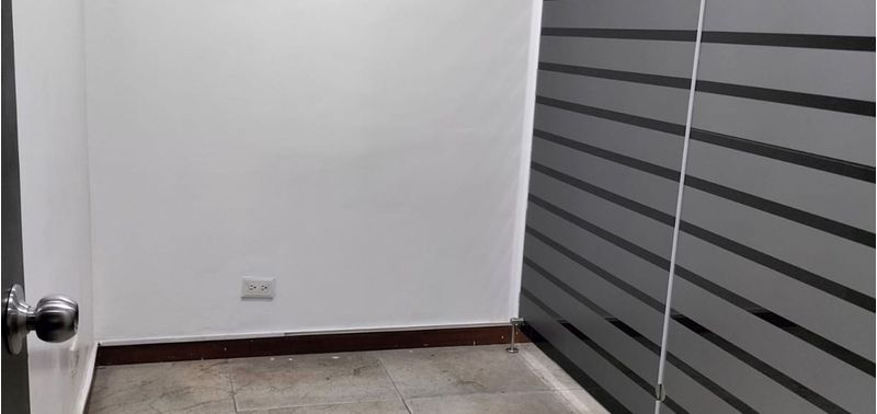 Oficina en Venta en Bogotá, D.C., 11 de Noviembre-19