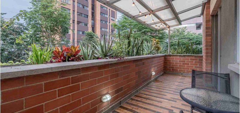 Apartamento en Venta en Medellín, El Poblado-17