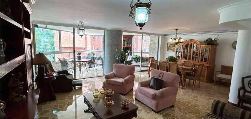 Apartamento en Venta en Medellín, El Poblado-25