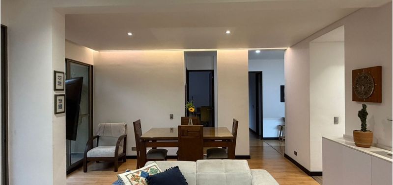 Apartamento en Venta en Medellín, Belén Loma de los Bernal-0