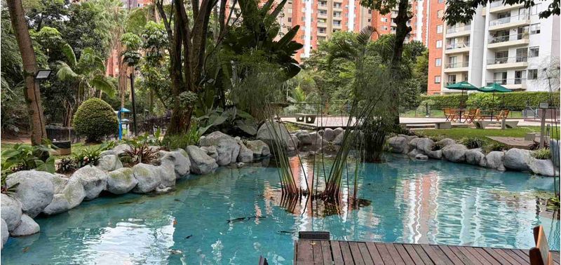 Apartamento en Venta en Medellín, Belén Loma de los Bernal-24