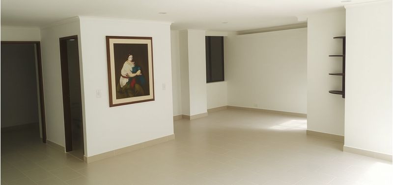 Apartamento en Venta en Medellín, Laureles-1
