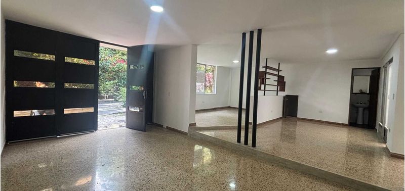Casa en Venta en Medellín, Belén Nogal - Los Almendros