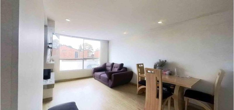 Apartamento en Venta en Bogotá, D.C., Santa Helena-0