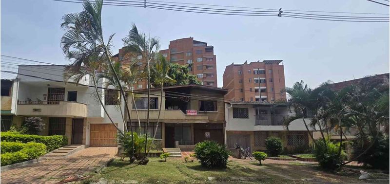 Casa en Venta en Medellín, Simón Bolívar-0