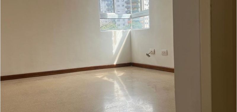 Apartamento en Venta en Medellín, Belén Loma de los Bernal-4