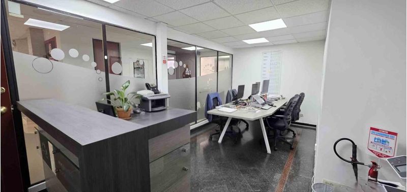 Oficina en Venta en Bogotá, D.C., chico