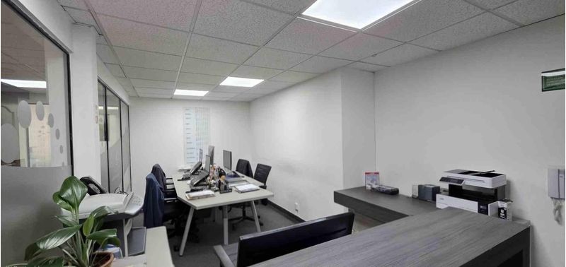 Oficina en Venta en Bogotá, D.C., chico-0