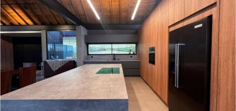 Casa en Venta en Medellín, Las Palmas-0