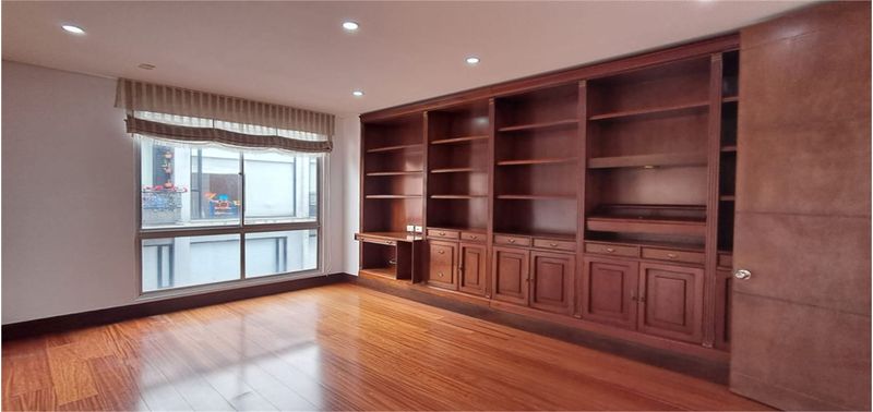 Apartamento en Venta en Bogotá, D.C., Santa Paula-Usaquén-3