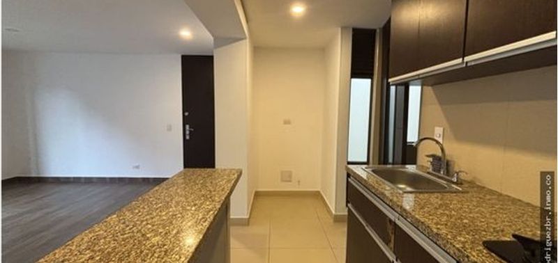 Apartamento en Venta en Bogotá, D.C., San Antonio Norte-0