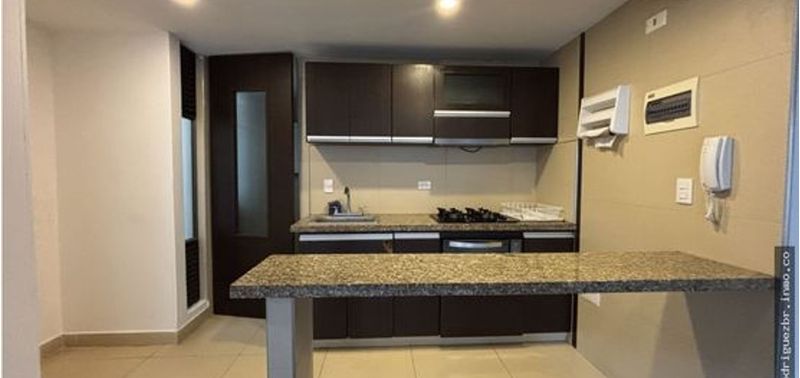 Apartamento en Venta en Bogotá, D.C., San Antonio Norte-4