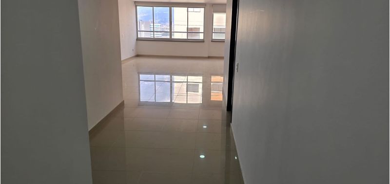 Apartamento en Venta en Sabaneta, Ceramica-2