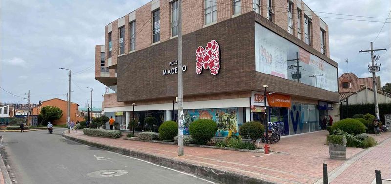 Local en Venta en Bogotá, D.C., Chía-2