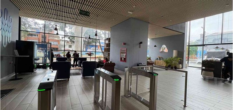 Apartamento en Venta en Bogotá, D.C., San Martín-2