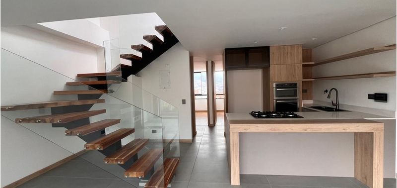 Apartamento en Venta en Medellín, La Castellana-1