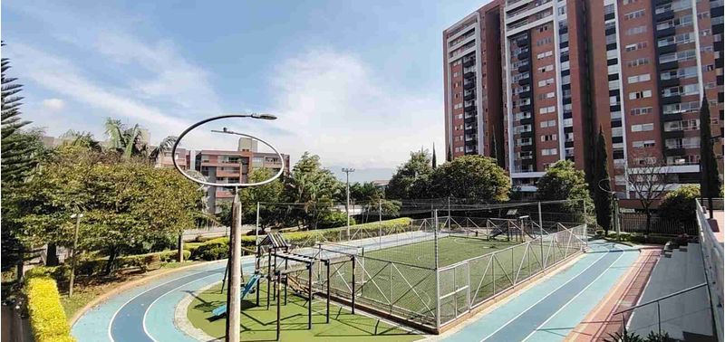 Apartamento en Venta en Envigado, Cumbres-3