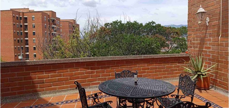 Casa en Venta en Medellín, Belén Loma de los Bernal-10