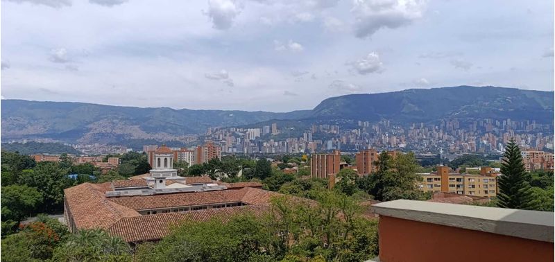 Casa en Venta en Medellín, Belén Loma de los Bernal-12
