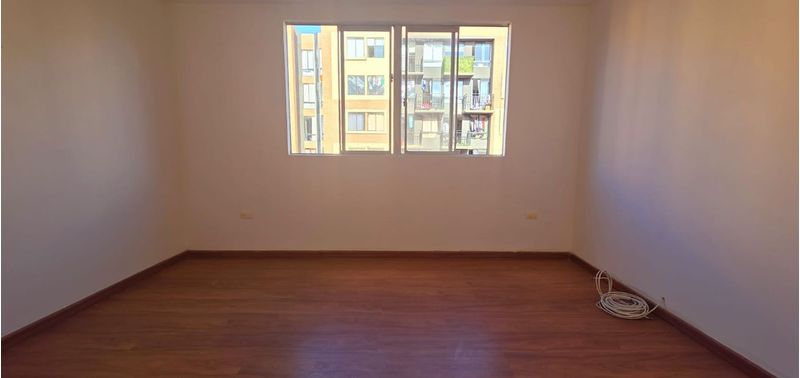 Apartamento en Venta en Bogotá, D.C., Compartir-4