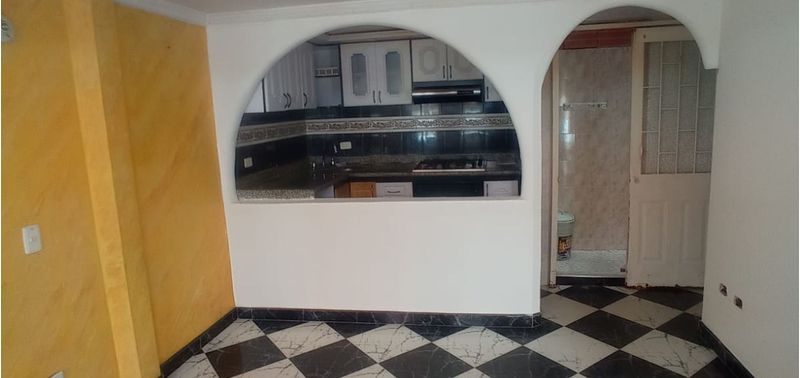 Casa en Venta en Bogotá, D.C., Alamos Norte-17