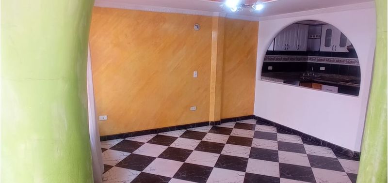 Casa en Venta en Bogotá, D.C., Alamos Norte-19