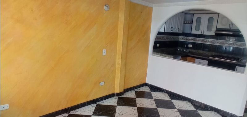 Casa en Venta en Bogotá, D.C., Alamos Norte-22