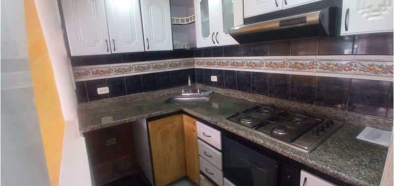 Casa en Venta en Bogotá, D.C., Alamos Norte-25