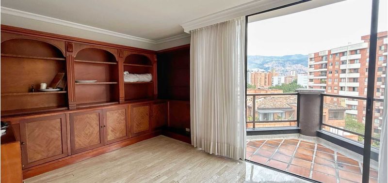 Apartamento en Venta en Medellín, Laureles - Estadio-7