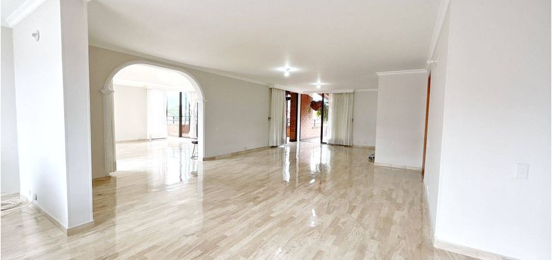 Apartamento en Venta en Medellín, Laureles - Estadio-8