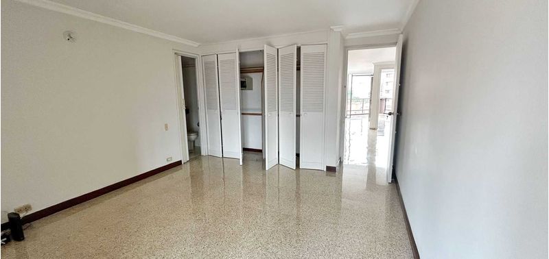 Apartamento en Venta en Medellín, Laureles - Estadio-19