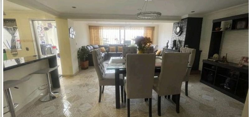 Casa en Venta en Bogotá, D.C., Castilla-1