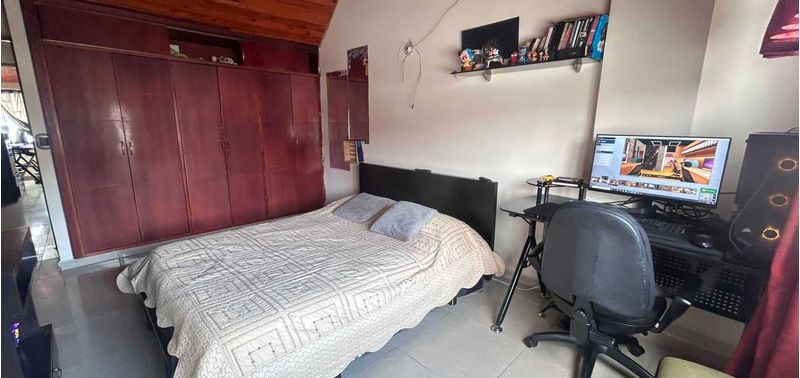 Casa en Venta en Bogotá, D.C., Castilla-9
