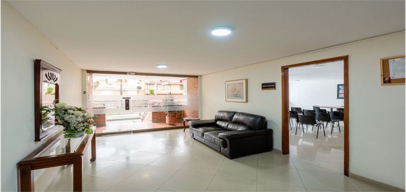 Apartamento en Venta en Bogotá, D.C., Puente Largo-26