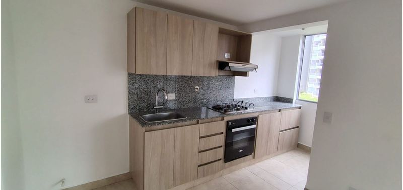 Apartamento en Venta en Envigado, La Cuenca-1