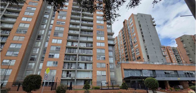 Apartamento en Venta en Bogotá, D.C., alameda-26